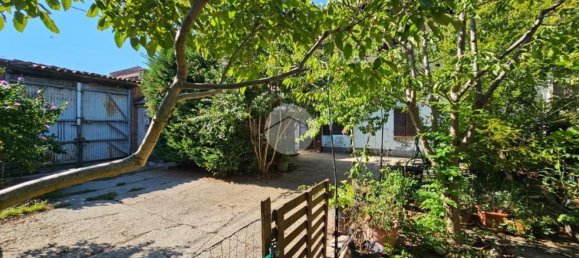 7 rooms House in Rondissone, Italy No. 145004 5