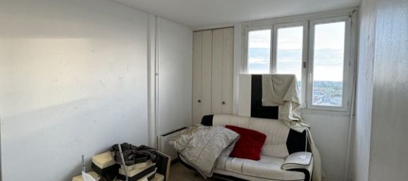 1 bedroom Apartment in Sin-le-Noble, France No. 220804 31