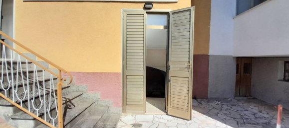 Casa de 6 habitaciónes en Lettomanoppello, Italy No. 206142 9