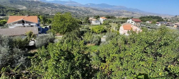 Casa de 6 habitaciónes en Lettomanoppello, Italy No. 206142 6