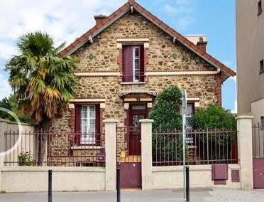 5 غرف نوم منزل في Epinay-sur-Seine, France رقم 328037