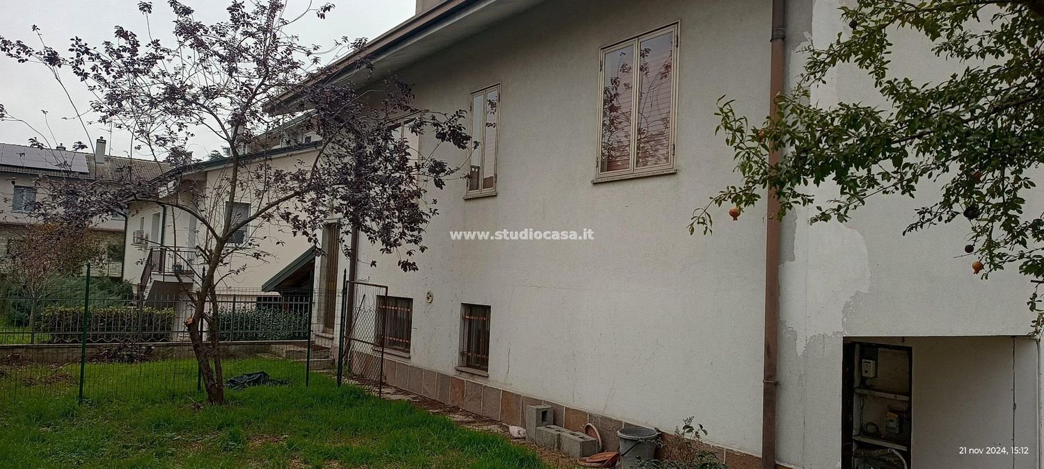 4 rooms Villa in Formigara, Italy No. 116253