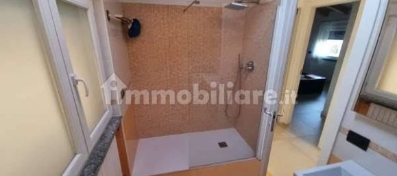 3 rooms Apartment in San Fermo della Battaglia, Italy No. 153597 13