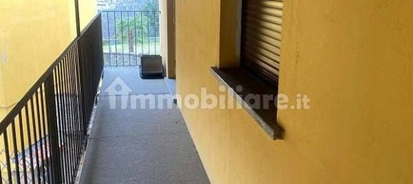 3 rooms Apartment in San Fermo della Battaglia, Italy No. 153597 3
