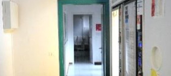 567m² Commercial property in Bologna, Italy No. 351284 9