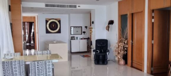 3 bedrooms Condo in Pattaya, Thailand No. 4330 12