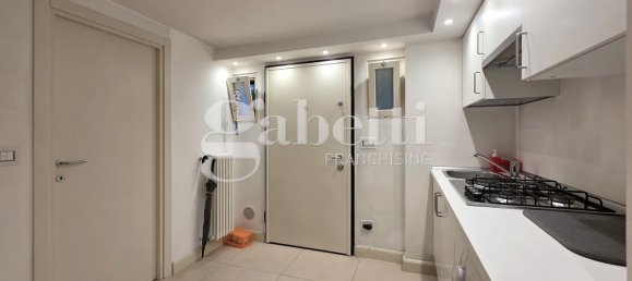 1 bedroom Apartment in Milan, Italy No. 344810 11