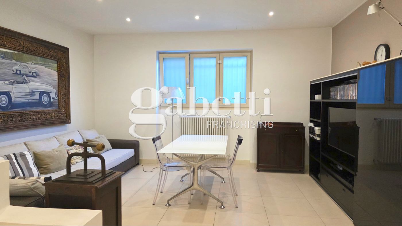 1 bedroom Apartment in Milan, Italy No. 344810