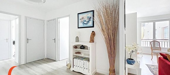 Квартира с 1 спальней в Монлюсон, Франция № 193418 7