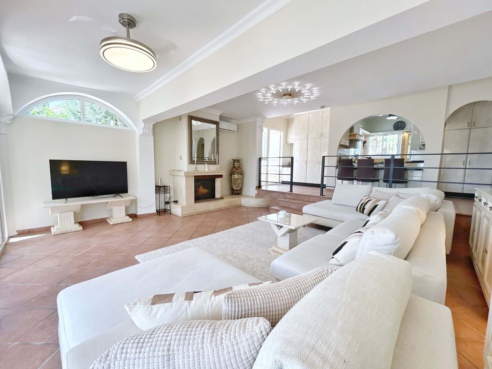 4 Schlafzimmer Villa in Mijas, Spain, Nr. 186079