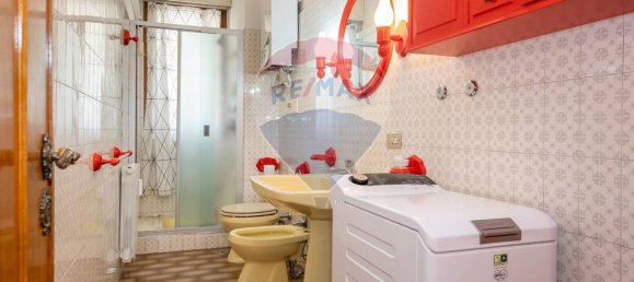 2 bedrooms Apartment in Milan, Italy No. 352698 19