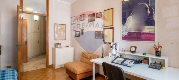 2 bedrooms Apartment in Milan, Italy No. 352698 15