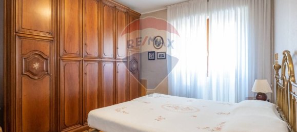 2 bedrooms Apartment in Milan, Italy No. 352698 12
