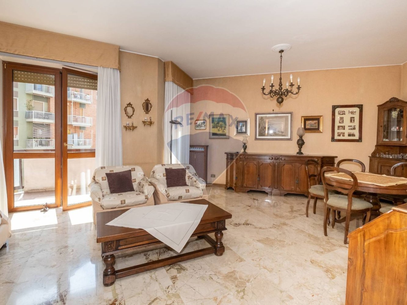 2 bedrooms Apartment in Milan, Italy No. 352698