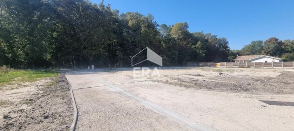  Land in Avensan, France No. 81716 4