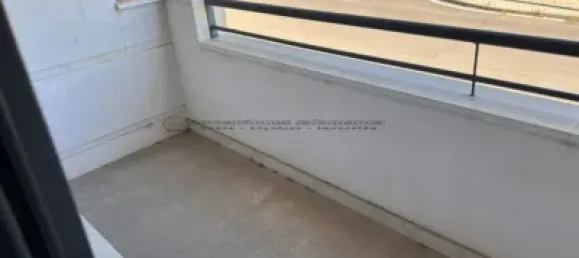 Apartamento de 3 dormitorios en Salamanca, Spain No. 27883 3