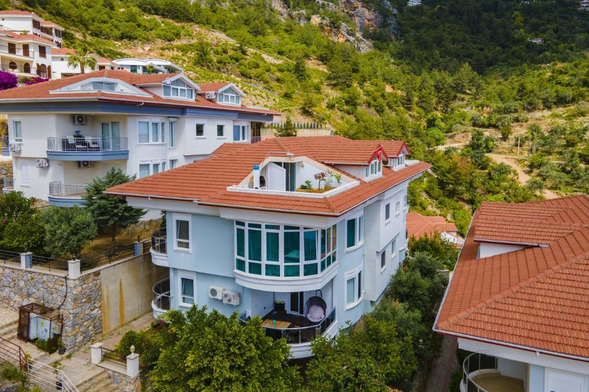 Apartamento de 4 habitaciónes en Bektas, Turkey No. 45505
