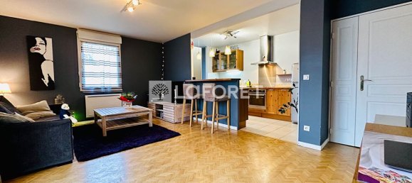 2 bedrooms Apartment in Chessy, France No. 351615 3