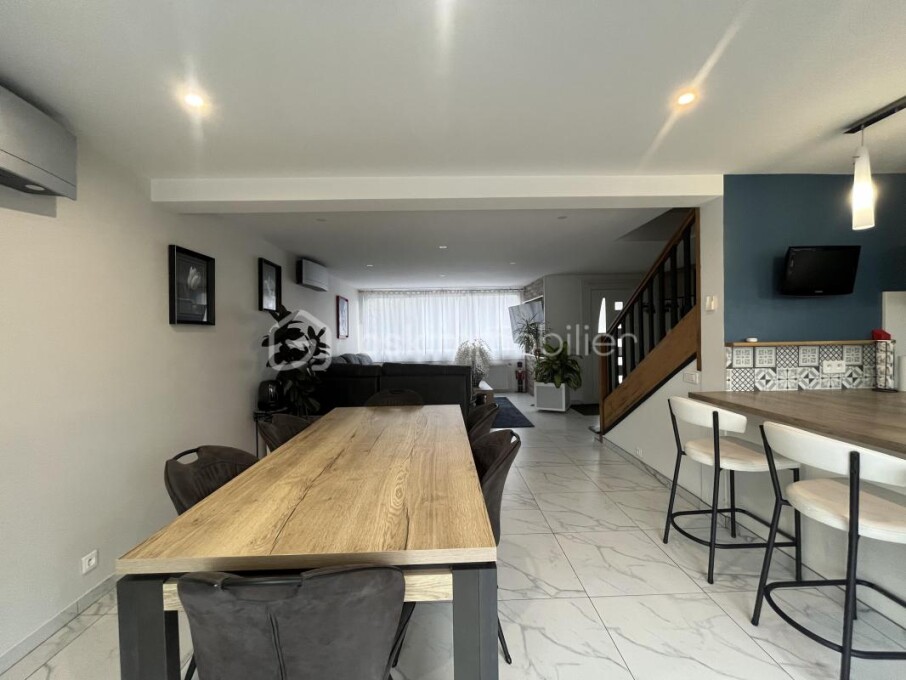 4 bedrooms House in Coubron, France No. 317983