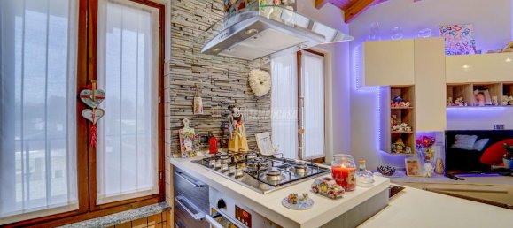 3 rooms Apartment in Somma Lombardo, Italy No. 25255 17