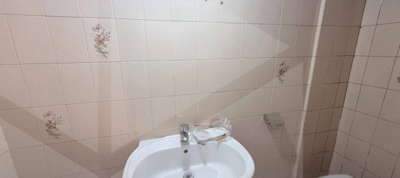 6 rooms House in Torremaggiore, Italy No. 17155 17