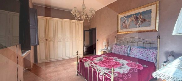 6 rooms House in Torremaggiore, Italy No. 17155 5