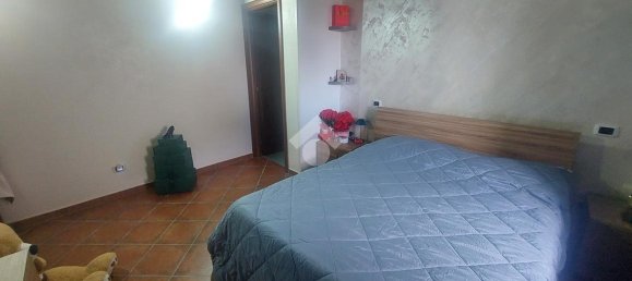 3 rooms Apartment in Marano di Napoli, Italy No. 16403 9