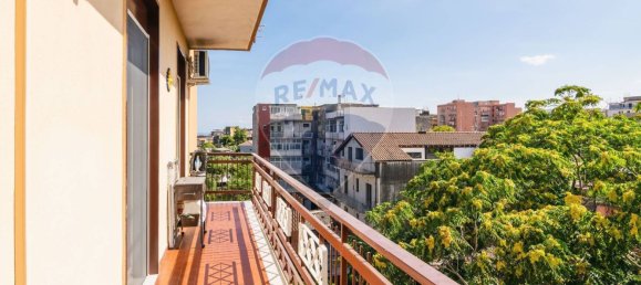 Apartamento de 3 dormitorios en Catania, Italy No. 327987 27