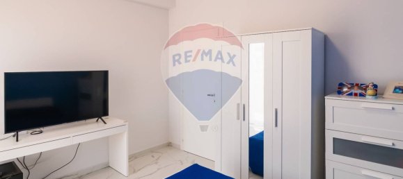 Apartamento de 3 dormitorios en Catania, Italy No. 327987 19
