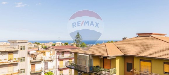 Apartamento de 3 dormitorios en Catania, Italy No. 327987 17