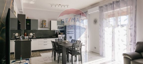 Apartamento de 3 dormitorios en Catania, Italy No. 327987 4
