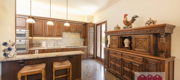 5 bedrooms Villa in Caldogno, Italy No. 352657 3