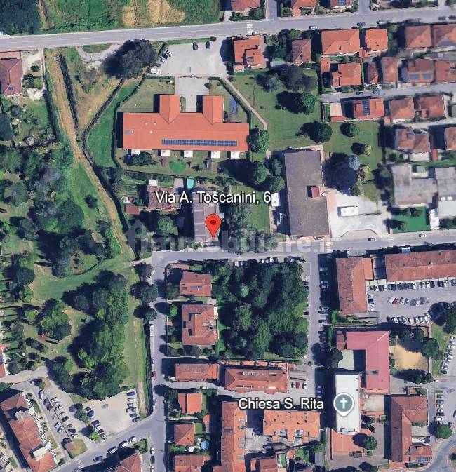 Apartamento T2 em Montecatini Terme, Italy N.º 348970