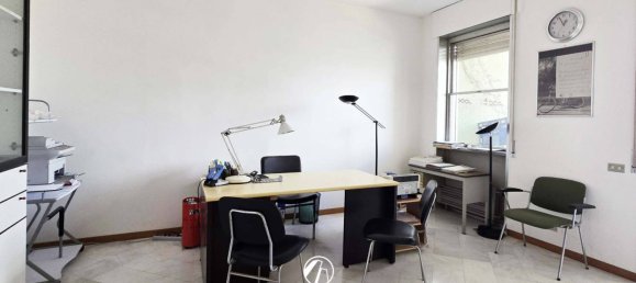 1 bedroom Apartment in Taranto, Italy No. 303194 6