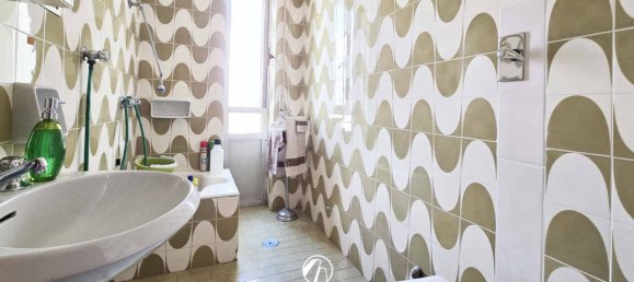 1 bedroom Apartment in Taranto, Italy No. 303194 9