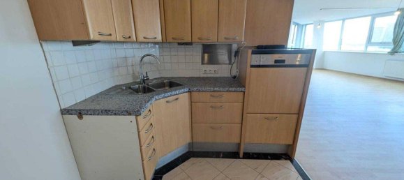 4-salle Appartement à Simmering, Austria No. 62224 19