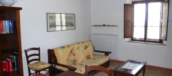 14 rooms House in Sarteano, Italy No. 173917 3