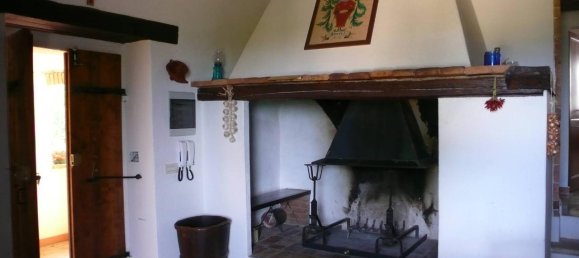 14 rooms House in Sarteano, Italy No. 173917 2