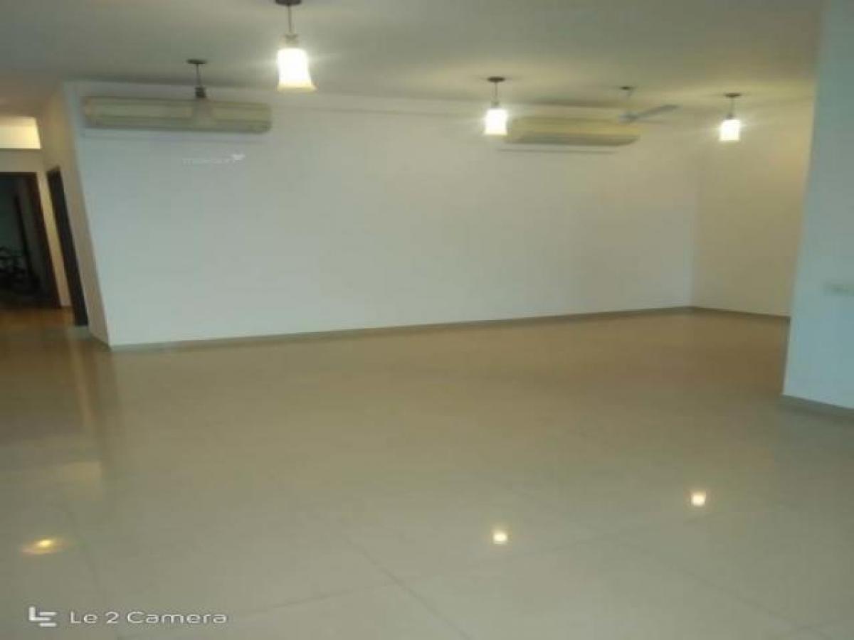 6 bedrooms House in Mumbai, India No. 56588