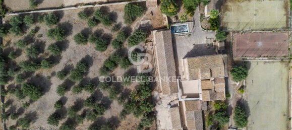 36 rooms Villa in Scicli, Italy No. 7402 2