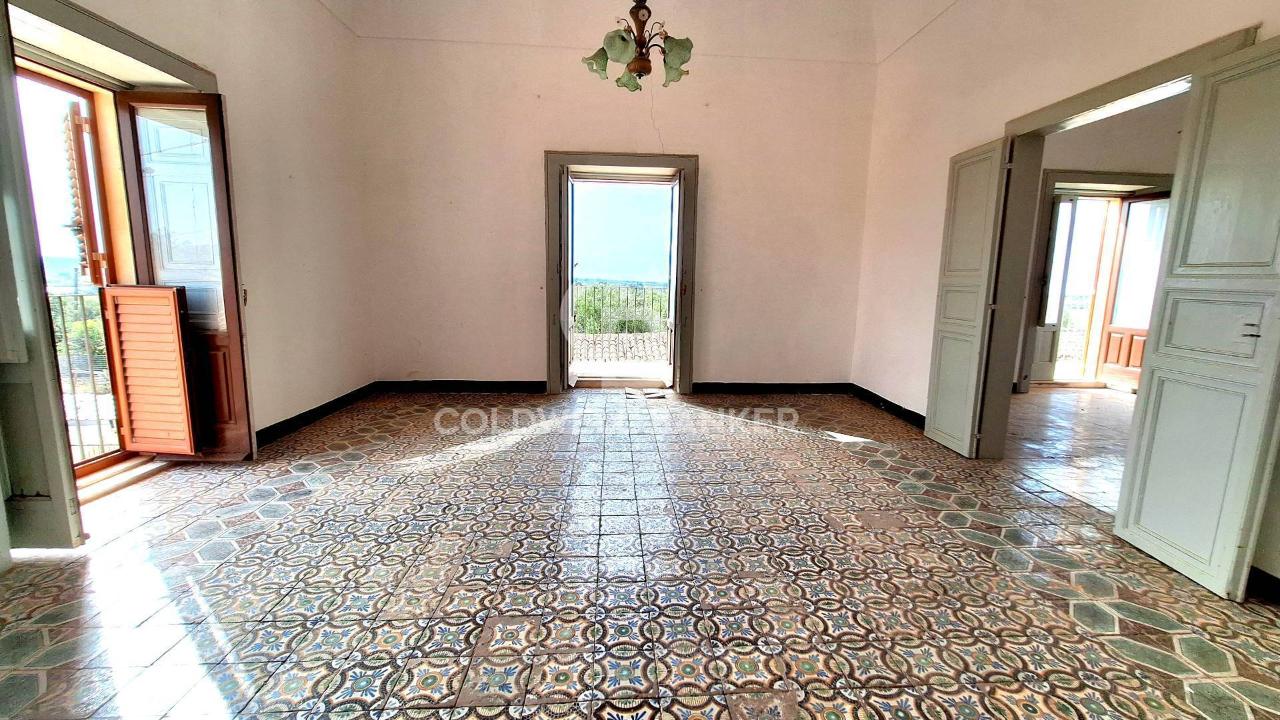 36 rooms Villa in Scicli, Italy No. 7402