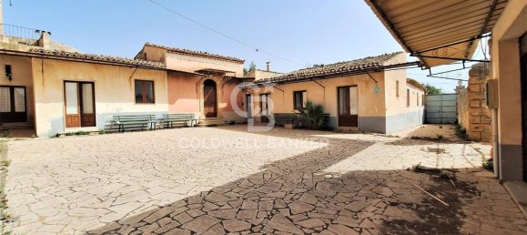 36 rooms Villa in Scicli, Italy No. 7402 44