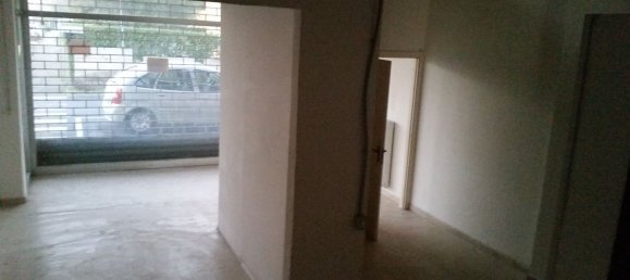 70m² Commercial property in Rubano, Italy No. 348222 6