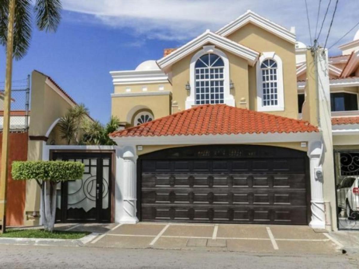 3 bedrooms House in Sinaloa, Mexico No. 151584