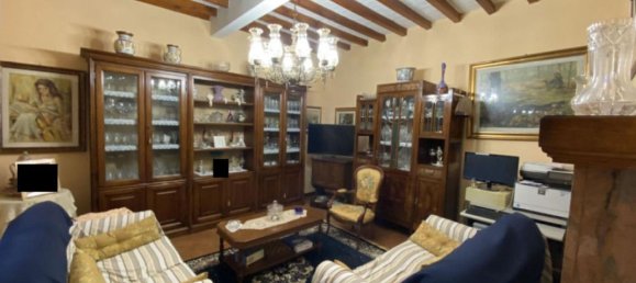 Apartamento de 6 habitaciónes en Sospiro, Italy No. 3988 2