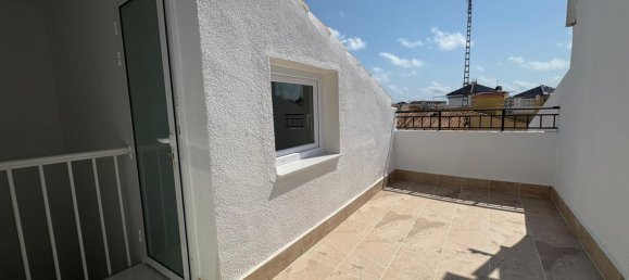 3 dormitorios сasa en venta en Torrevieja, Alicante, Comunidad Valenciana, Spain № 365626 16