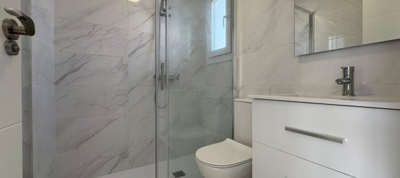 3 dormitorios сasa en venta en Torrevieja, Alicante, Comunidad Valenciana, Spain № 365626 4