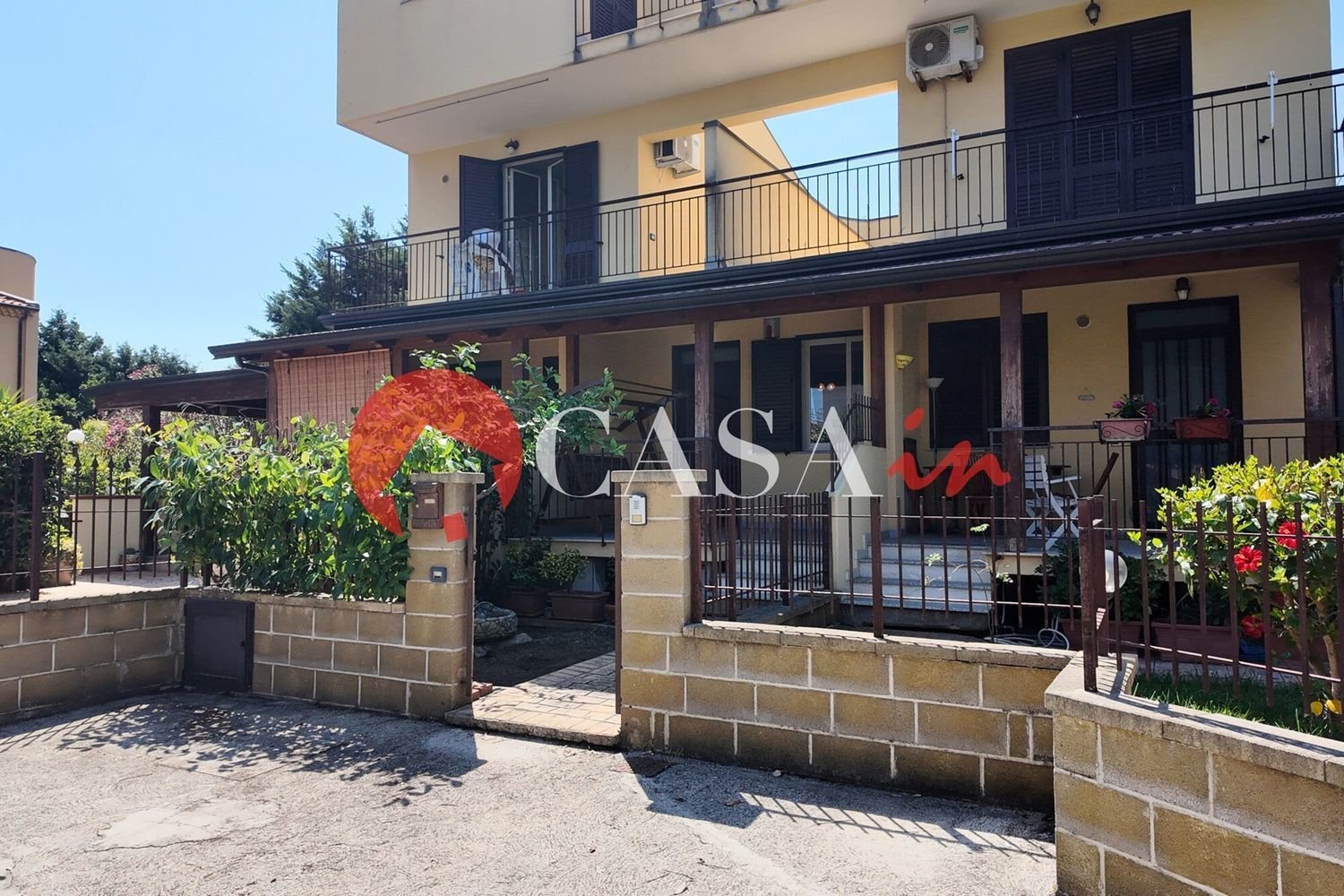 4 bedrooms House in Acquedolci, Italy No. 325640