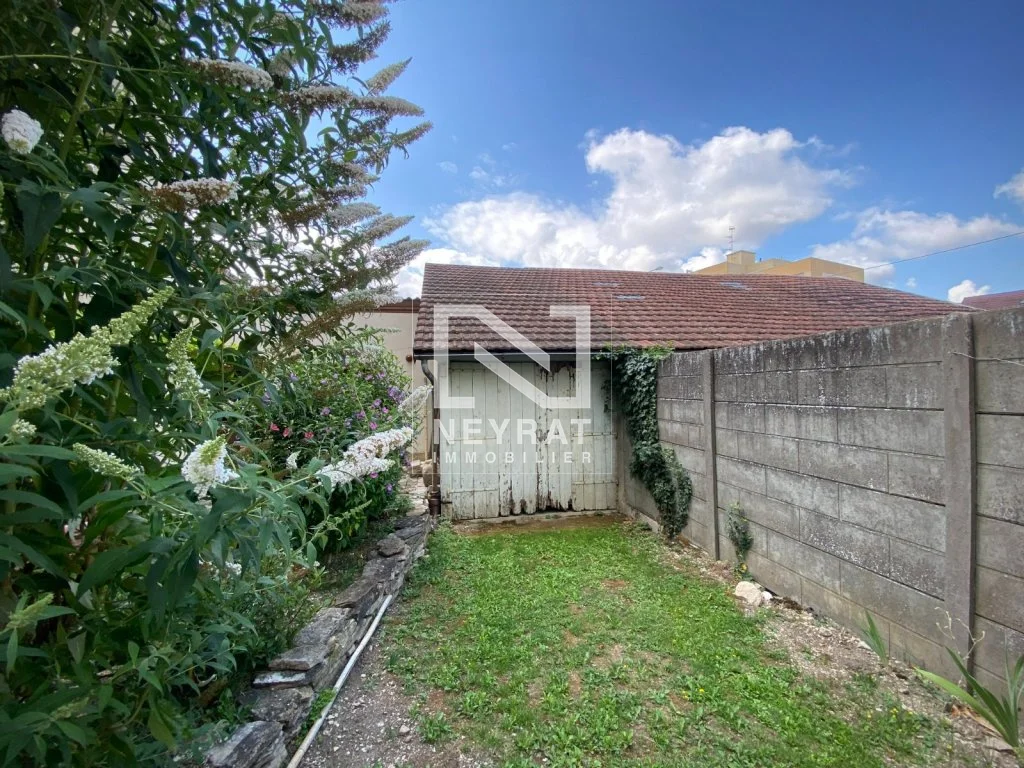 Гараж в Дижон, Франция № 282895