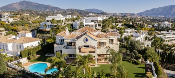 Вилла с 5 спальнями в Малага, Испания № 89218 17